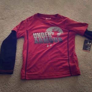 Boys Under Armour performance base underlayer 5T